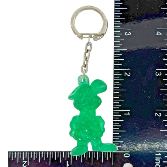 VTG 1980s Green Acrylic Mouse Keychain Chuck E Cheese or Topo Gigio Hong Kong - Picture 5 of 6
